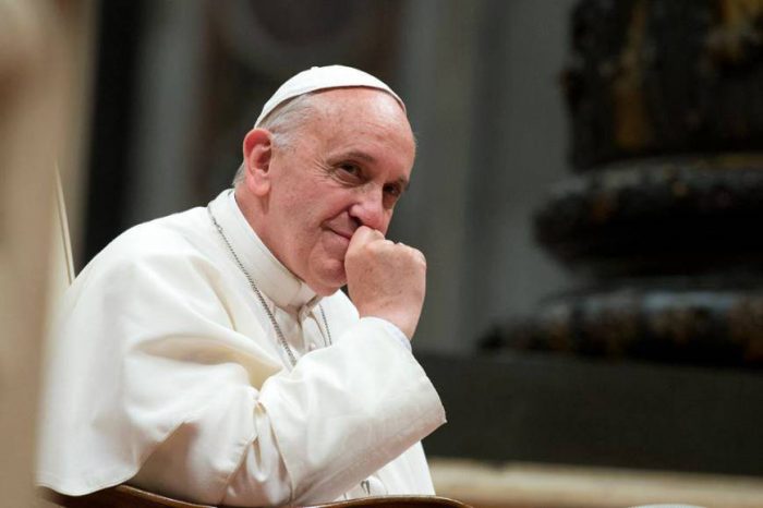 Papa Francisco: «Si hablo de tierra, techo y trabajo resulta que soy comunista»