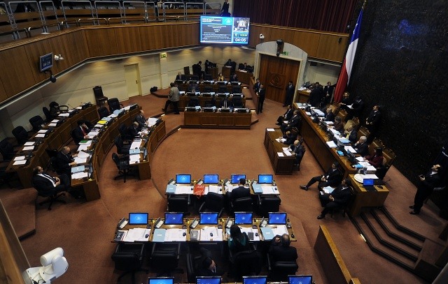 Senado vuelve a postergar votación del AVP y queda programada para el próximo martes