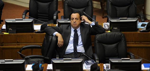 Senador Pérez (UDI) compara caso Pentagate con MOP-Gate y dice que SII actúa con doble estándar