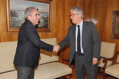Peña instala tema de colegios particulares y recuerda a Eyzaguirre que la dirigencia de la NM tiene a sus hijos en esos establecimientos