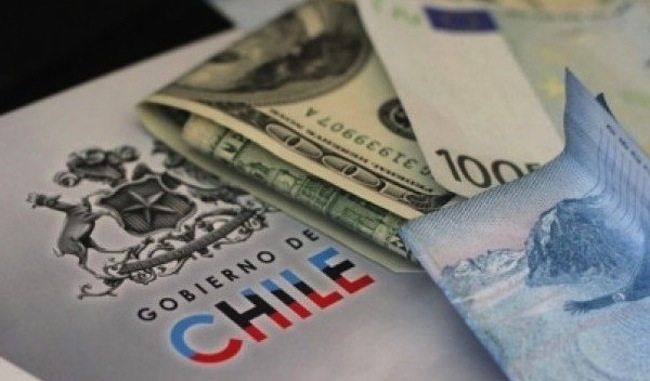 BBVA estima que gasto fiscal no debe superar alza de 2,8% para cumplir meta de balance estructural y no poner en peligro nota crediticia de Chile