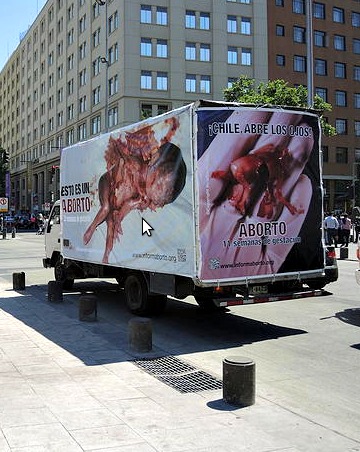 La grosera campaña que busca generar conciencia sobre el aborto