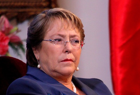 Bachelet condena agresión a secretario general del PC: «Es deleznable e inaceptable»