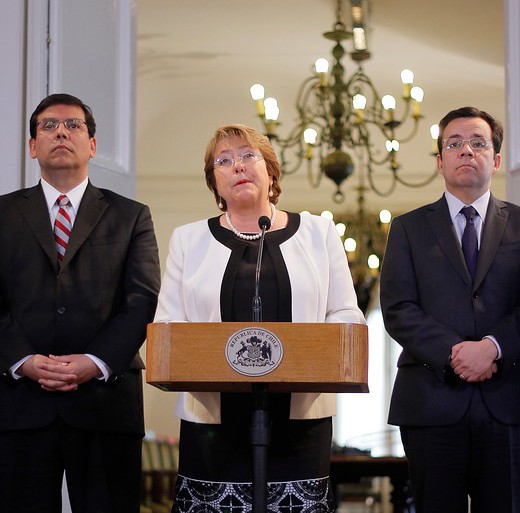Bachelet encabeza consejo de gabinete para analizar agenda de reactivación económica