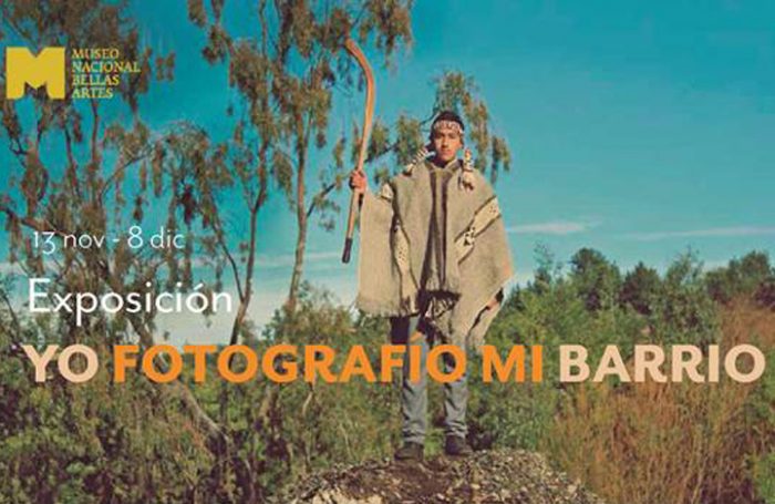 Exposición de fotografías de niños y jóvenes que nos muestran ¿Cómo jugamos? y ¿A qué jugamos?