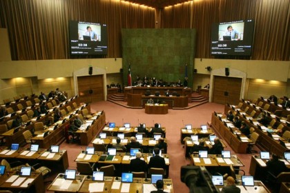 Cámara de diputados da luz verde a reajuste de sueldos VIP de la Administración del Estado