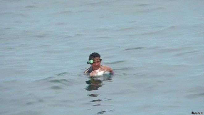 El náufrago colombiano que pasó dos días en el Pacífico abrazado a un trozo de nevera