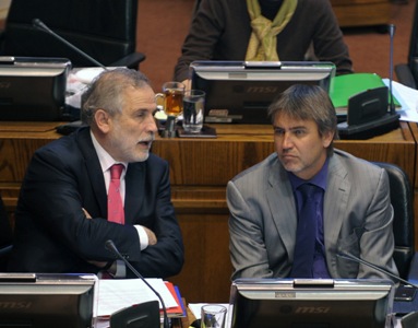 Rossi cuestiona a Montes y dice que la campaña de la Confepa no se ha pagado «con bingos ni completadas bailables»