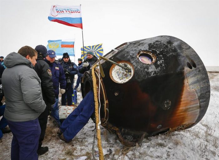 Exitoso aterrizaje de la nave Soyuz TMA-13M con tres tripulantes a bordo