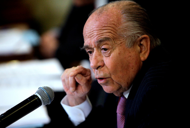 Zaldívar apaga el incendio con bencina: «A veces Fulvio Rossi no reflexiona bien sus planteamientos»