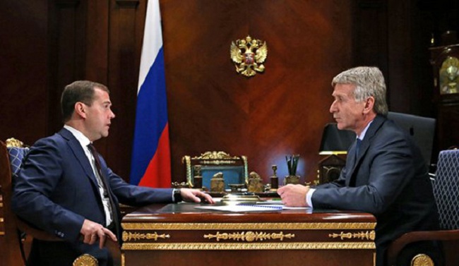 Los más ricos de Rusia pierden US$10.000 millones en dos días al desplomarse el rublo
