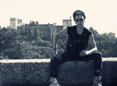 La huida que llevó al vocalista The Clash, Joe Strummer, a esconderse en España