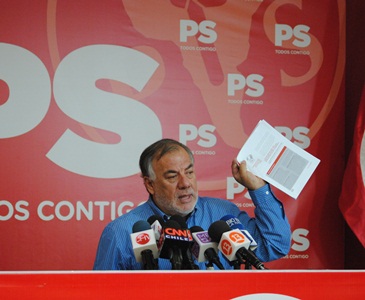 Andrade sale a defender la reforma laboral y dice que se “podrán mejorar los sueldos de trabajadores y trabajadoras”