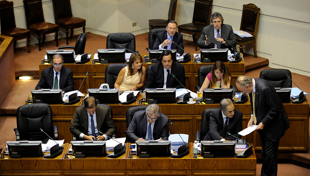 Zaldívar y Walker advierten que velarán por justa remuneración de sostenedores para discusión en particular de Reforma Educacional