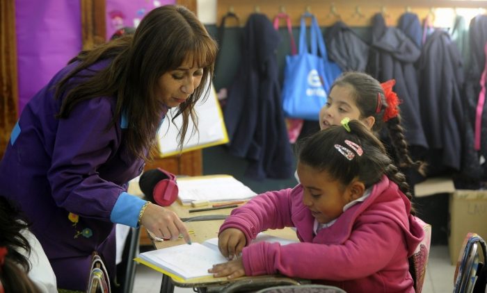 Cámara de Diputados despacha proyecto que permite a profesores municipales a contrata acceder a la titularidad