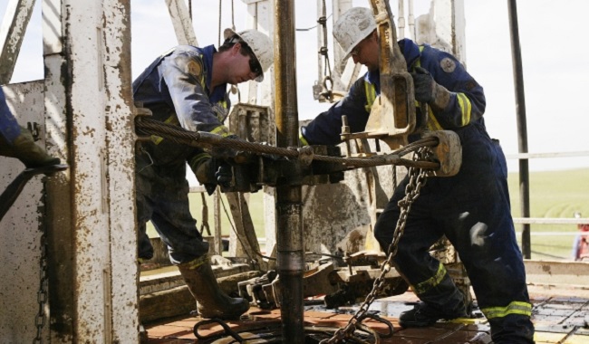 Apuestas alcistas al petróleo tienen el mayor aumento desde abril