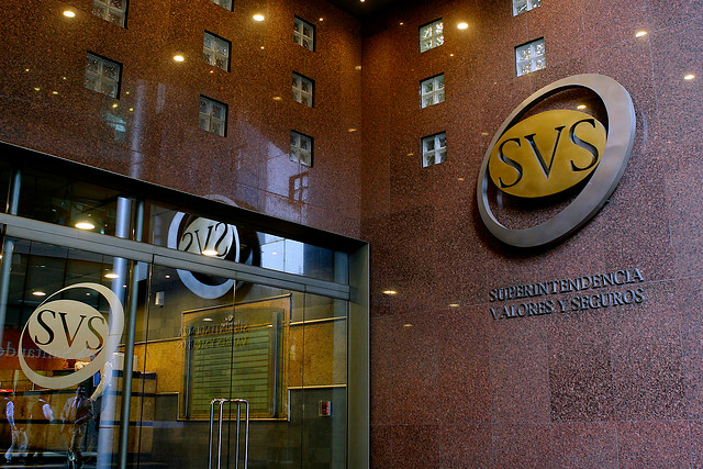 Caso Cascadas: formalizan a un gerente y una abogada por entrega de información falsa a la SVS