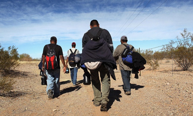 Contrabandistas de inmigrantes latinos usan bancos de Estados Unidos para su «negocio»