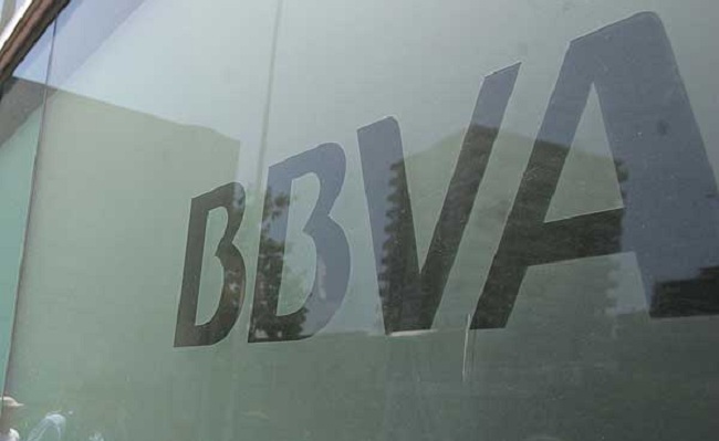 BBVA y Scotia ratifican negociaciones por activos en Chile en operación que reordenaría radicalmente industria bancaria
