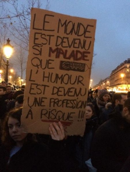 Dibujantes de todo el mundo rinden homenaje a Charlie Hebdo mientras los franceses se toman las calles en forma de protesta