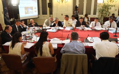 Comisiones unidas aprueban indicación para que colegios particulares pagados puedan aplicar pruebas de admisión
