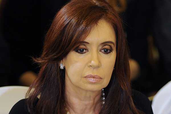 Cristina Fernández denuncia «operación contra el Gobierno» detrás de muerte de Nisman