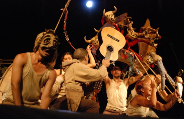 Festivales de Teatro independientes se abren paso ante Santiago a Mil