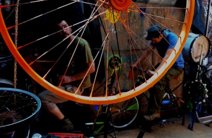 Intervenciones artísticas apuntan a rediseñar espacios públicos en Valparaíso