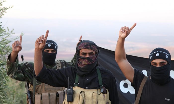 Estado Islámico califica de «héroes» a los autores del atentado en Francia