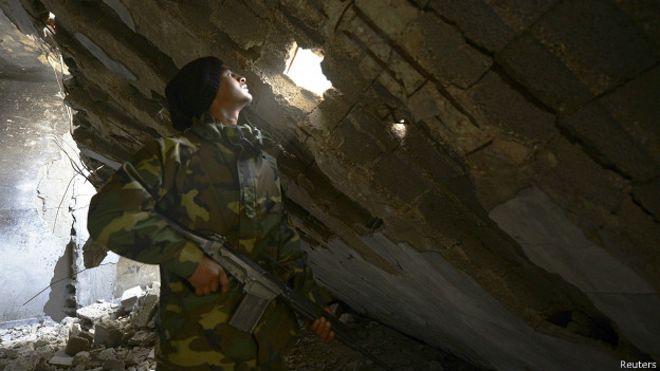 Libia: 2 gobiernos, 1.700 milicias y el avance de Estado Islámico