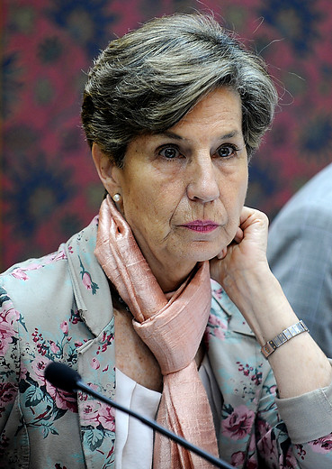 Senadora Allende propone destitución si un parlamentario incurre en irregularidades al financiar su campaña