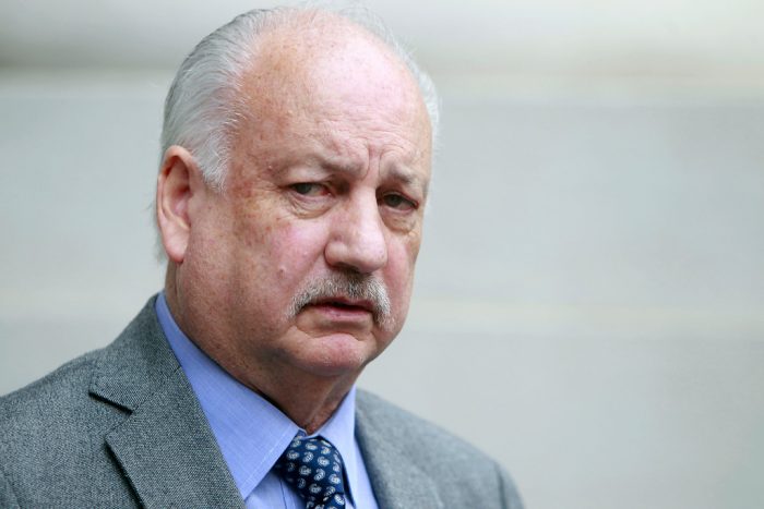 Teillier (PC) niega haber firmado carta que pide liberación de presos políticos en Venezuela