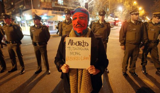 Chile capta atención de la prensa internacional por debate sobre legalización del aborto