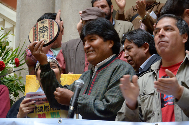 Evo Morales dice «Allende era un verdadero socialista, no como los falsos de ahora en Chile» y el canciller le responde