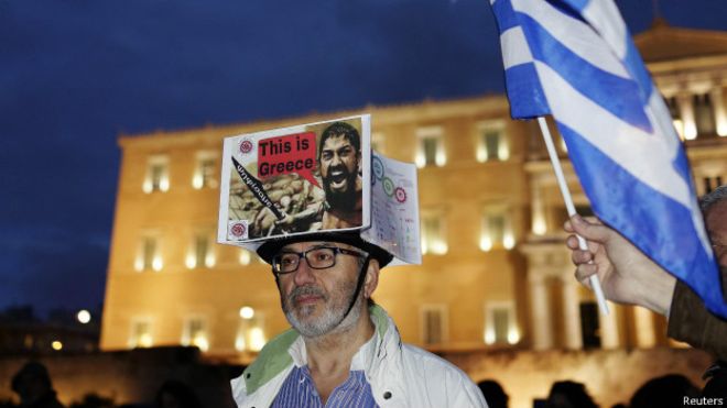 Grecia calificó de «absurdo e irracional» plan de rescate económico propuesto por la Unión Europea