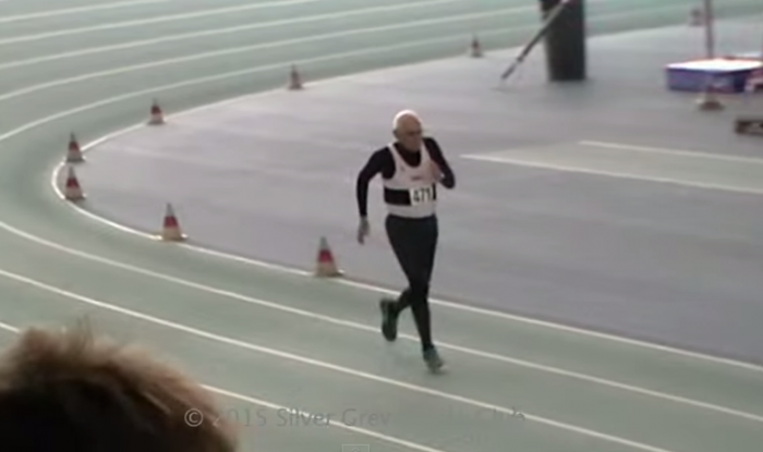Video: Hombre de 95 años rompe récord de su categoría en 200 metros planos