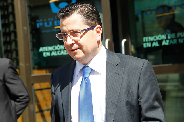 Fiscal del caso Caval revela que conversó con Natalia Compagnon durante allanamiento a su casa