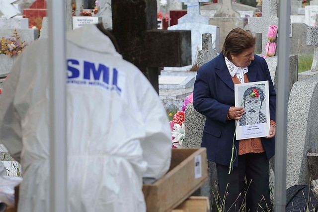 Neltume: sigue exhumación de restos de miristas asesinados en el caso donde está procesado diputado Rosauro Martínez
