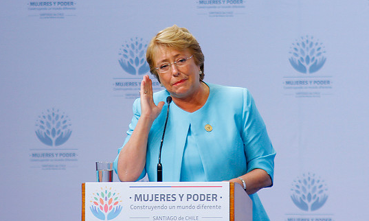Las comisiones de Bachelet, los parlamentarios tramposos y la asamblea constituyente