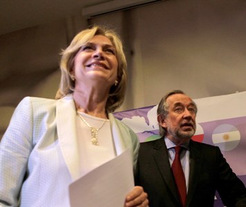 Matthei reitera que Novoa se aleje de la UDI y dice que toda la clase política debe tener «vergüenza» ante la ciudadanía por haber fallado
