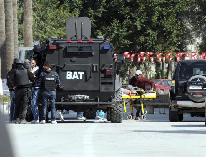 Muerte de uno de los heridos eleva a 20 las víctimas del atentado de Túnez