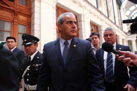 El “enroque” que enfrenta a la Asociación de Fiscales con Sabas Chahuán