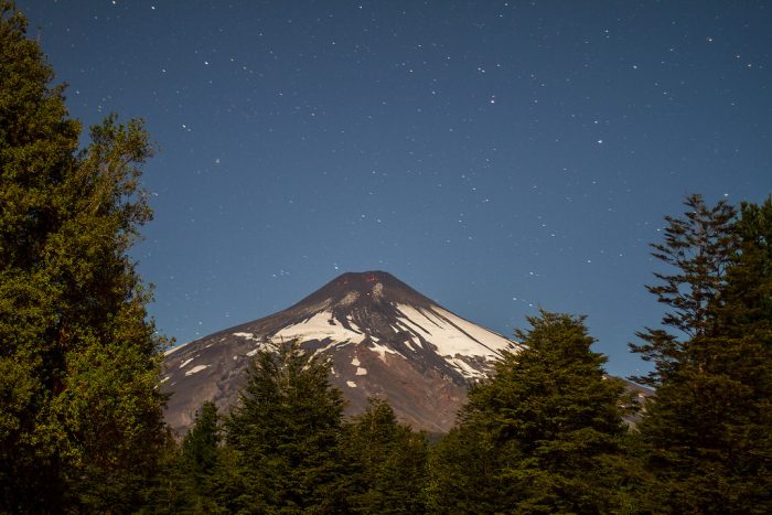 Se mantiene alerta roja en radio de 10 kilómetros alrededor del volcán Villarrica