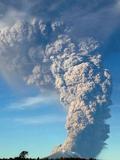 Cenizas del volcán Calbuco podrían llegar este viernes a Santiago