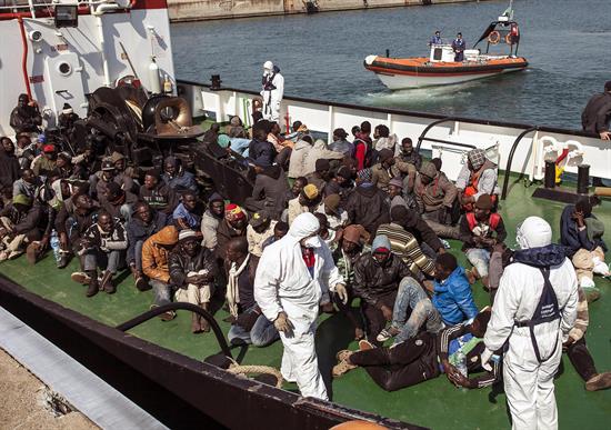 Tragedia en el Mediterráneo: temen que cientos de migrantes hayan muerto en naufragio en Lampedusa