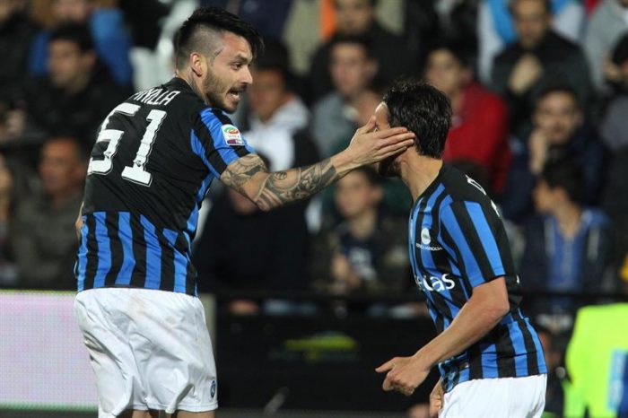 Pinilla marcó doblete con golazo incluido en empate del Atalanta (videos)