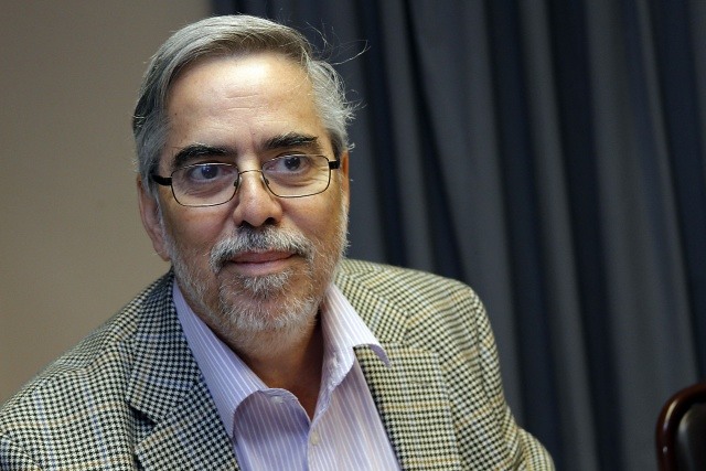 Rector de la Universidad de Santiago rechaza posible impuesto a titulados para financiar gratuidad