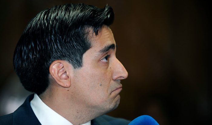 Peñailillo reconoce que no informó al comité político  de su «pituto» con la empresa de Giorgio Martelli