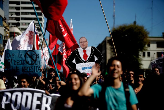 Parlamento y corrupción: una historia que se repite en la historia de Chile
