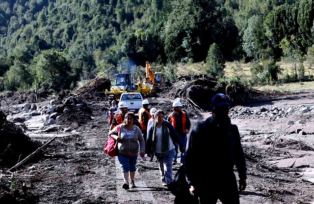 Ordenan evacuación de los sectores de Chamiza, Lago Chapo y Correntoso